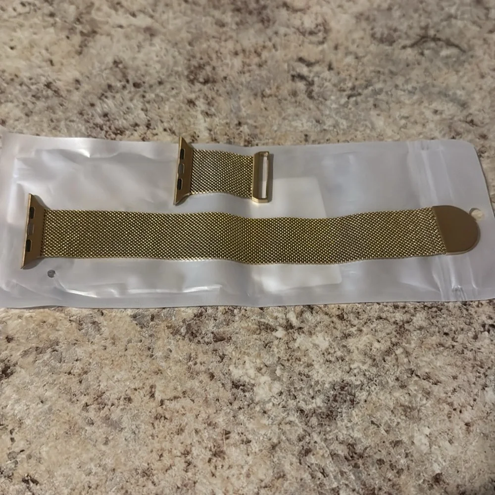 NWT •GOLD •MAGNETIC •Mesh•Watch Band •2 pieces •Watch 38/40/41